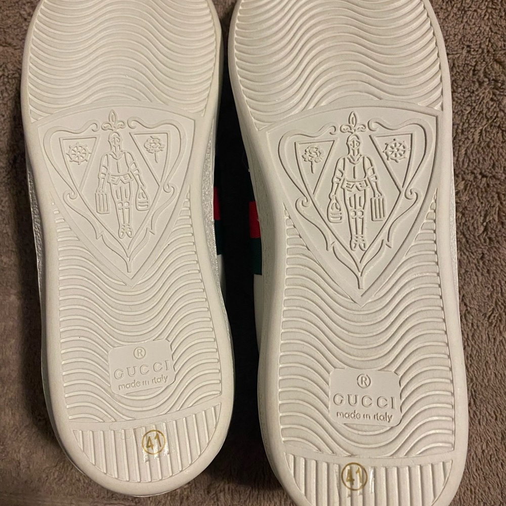 Designer Inspired White Sneakers with Red Green Gold Accents 9.5 - Picture 6 of 6